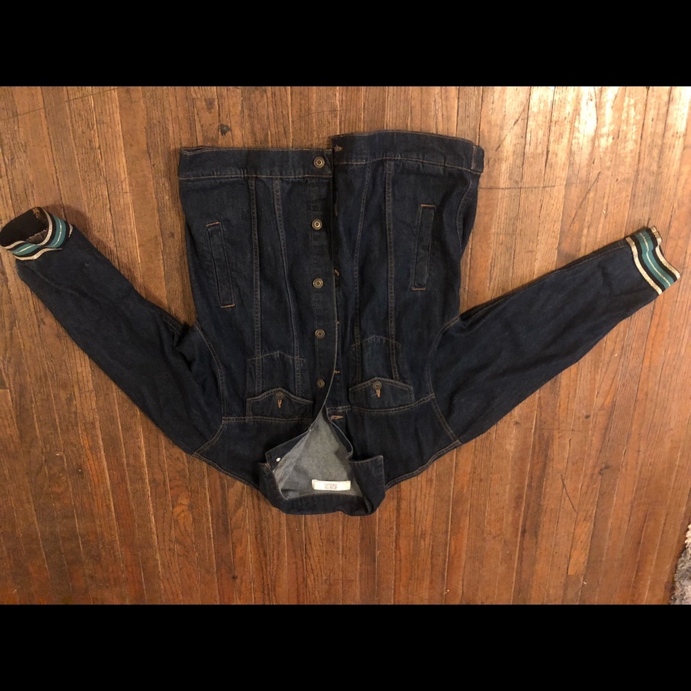 ZARA embroidered sleeve jean jacket